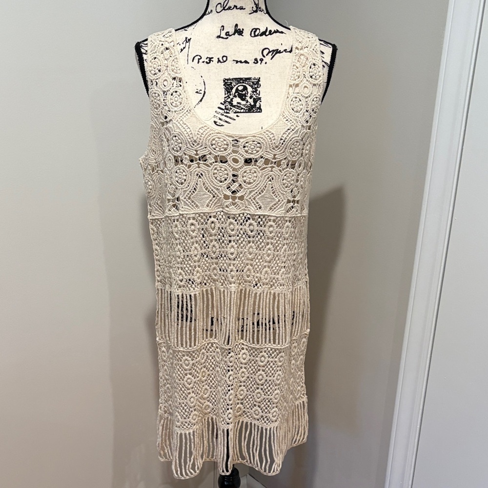 Crochet beach/bathing suit coverup. NWOT. Never worn.